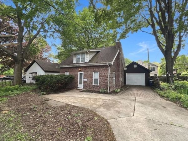 159 S COMMONWEALTH Avenue , Aurora, IL 60506