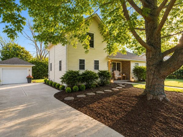 502 W Grant Highway, Marengo, IL 60152