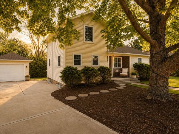 502 W Grant Highway, Marengo, IL 60152