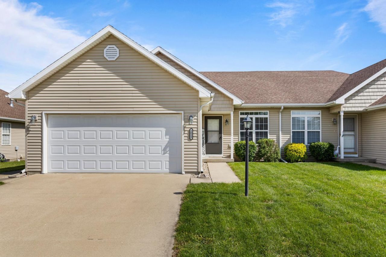 2022 Macon Street , Mahomet, IL 61853 Main Photo