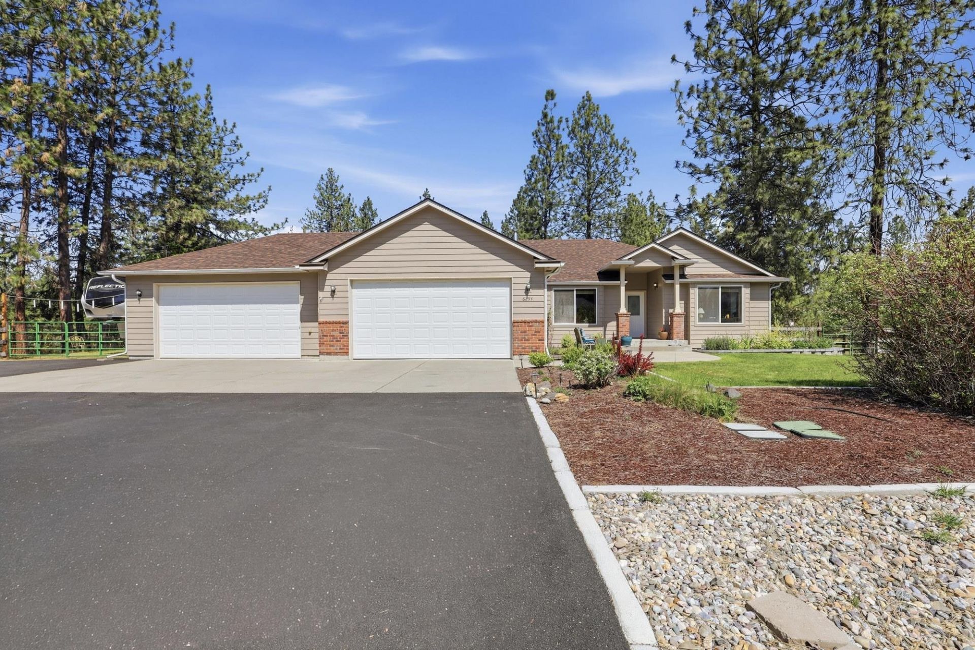 6254 Brennan Ct, Nine Mile Falls, WA 99026 Main Photo