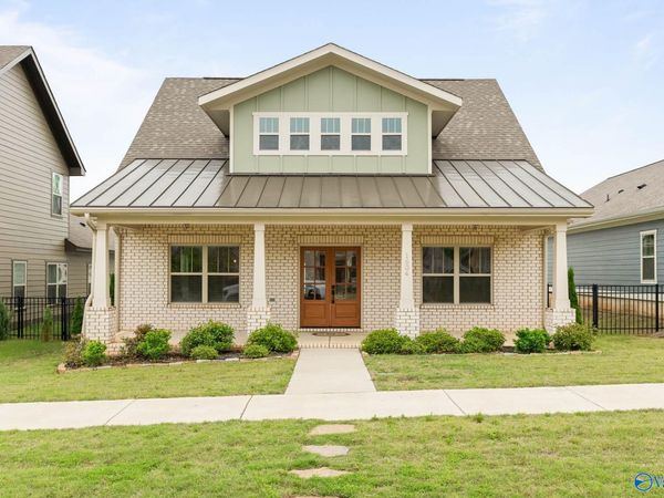 1604 Nordic Street NE, Huntsville, AL 35811