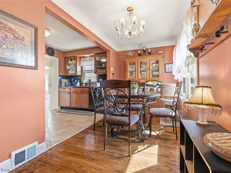 12023 Maple Leaf Drive , Garfield Heights, OH 44125 Photo 13
