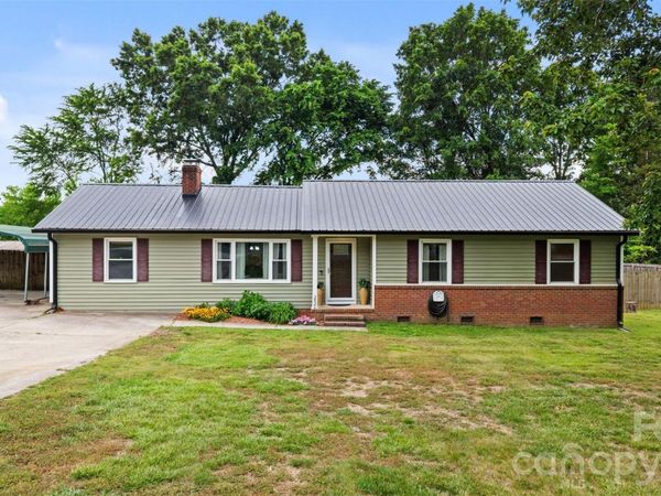 3832 Elkwood Court , Concord, NC 28025
