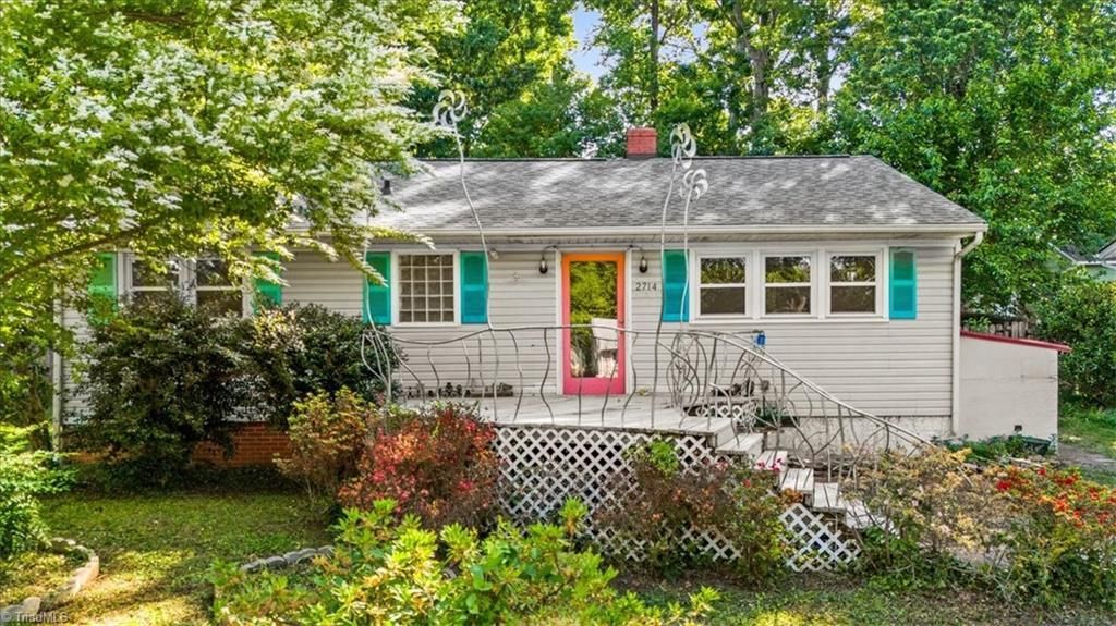 2714 Evergreen Drive, Greensboro, NC 27408 Main Photo