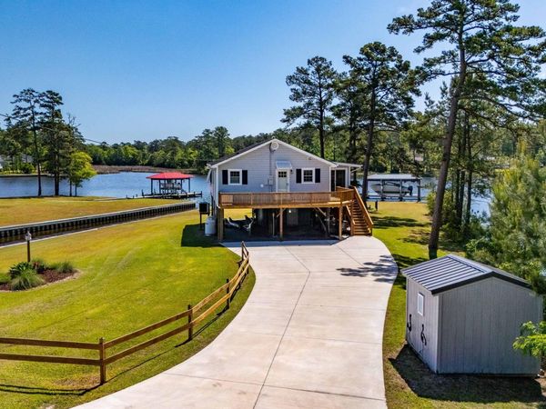 247 Jane Lane, Oriental, NC 28571