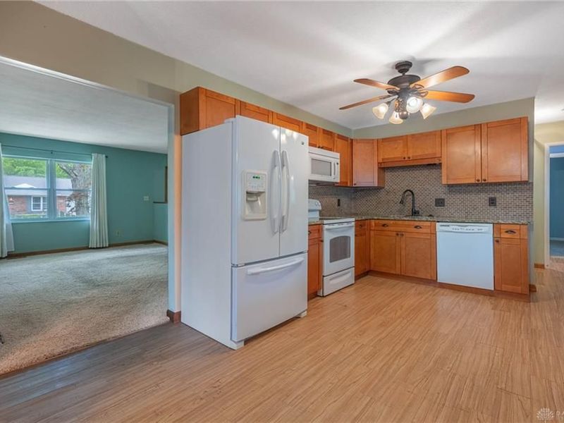 4454 Hillcrest Drive, Bellbrook, OH 45305 Photo 10