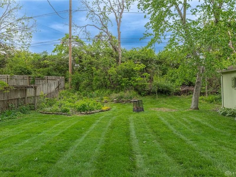 4454 Hillcrest Drive, Bellbrook, OH 45305 Photo 29
