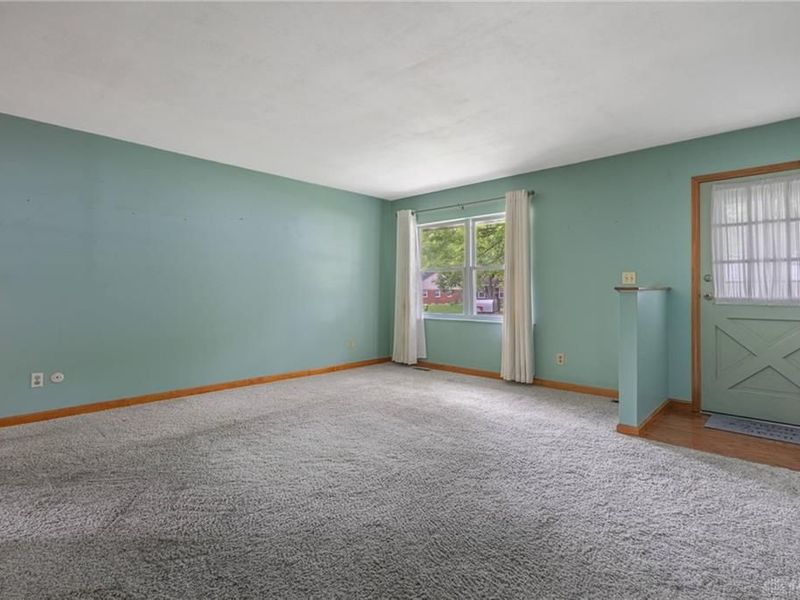 4454 Hillcrest Drive, Bellbrook, OH 45305 Photo 5