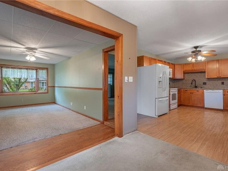 4454 Hillcrest Drive, Bellbrook, OH 45305 Photo 8
