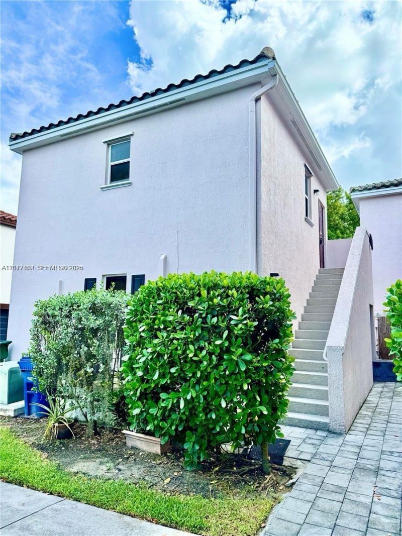 9203 SW 170th Ct, Unit Studio, Miami, FL 33196 Photo