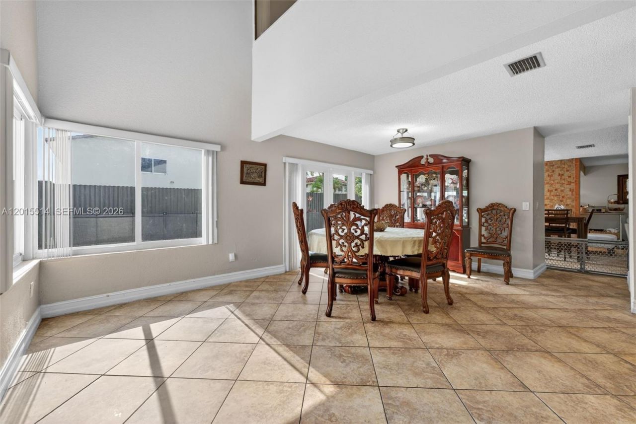 10934 SW 137th Ct, Miami, FL 33186 Photo