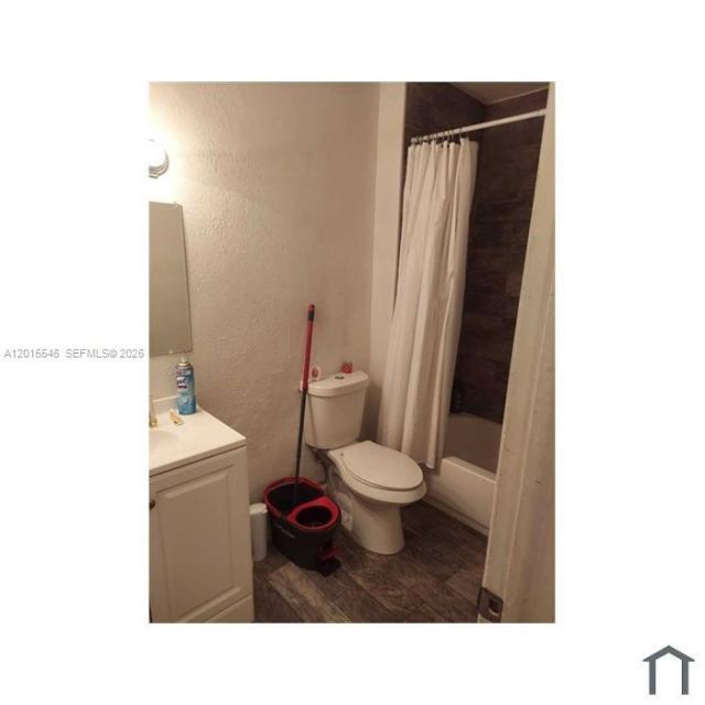 207 NE 141st St , Unit 6-1-4, Miami, FL 33161 Photo