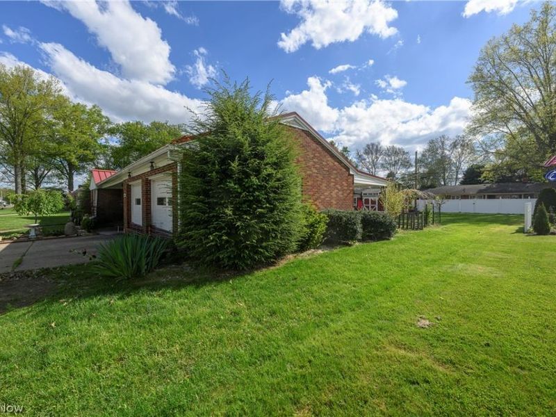 1920 Dover Avenue, Dover, OH 44622 Photo 2