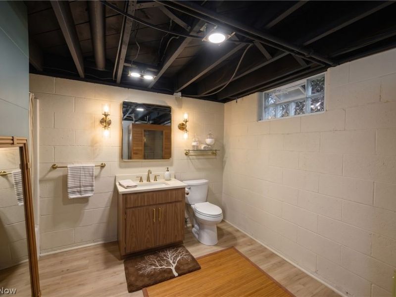 1920 Dover Avenue, Dover, OH 44622 Photo 24