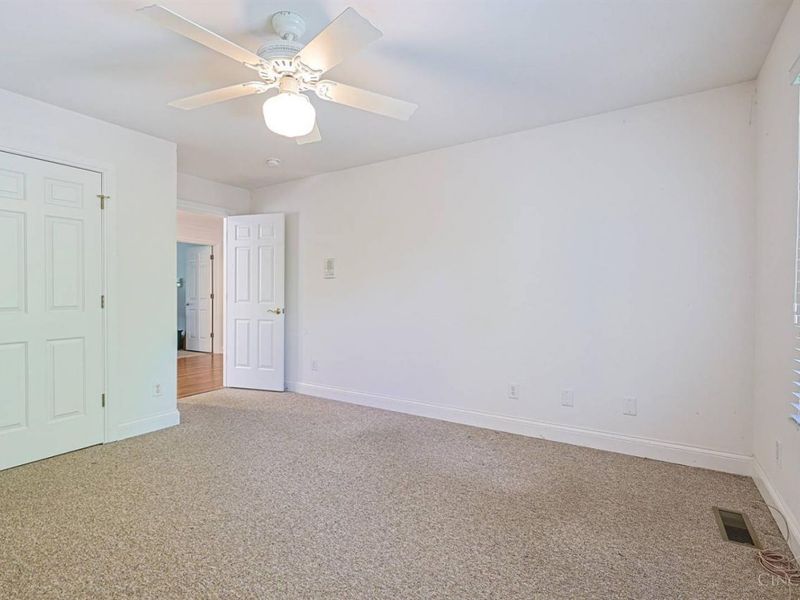 7587 Lake Water Drive, Cincinnati, OH 45242 Photo 35