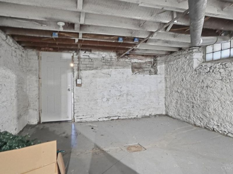 1027 Winfield, Cincinnati, OH 45205 Photo 33