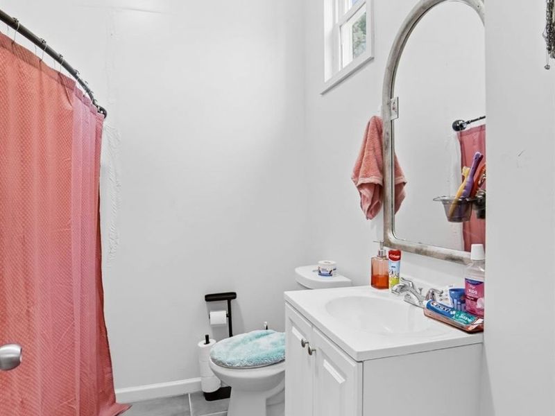 1027 Winfield, Cincinnati, OH 45205 Photo 7