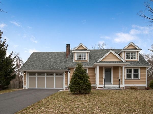 58 Southfield Rd, Concord, MA 01742