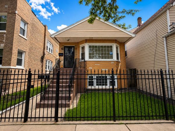 2107 N LARAMIE Avenue , Chicago, IL 60639