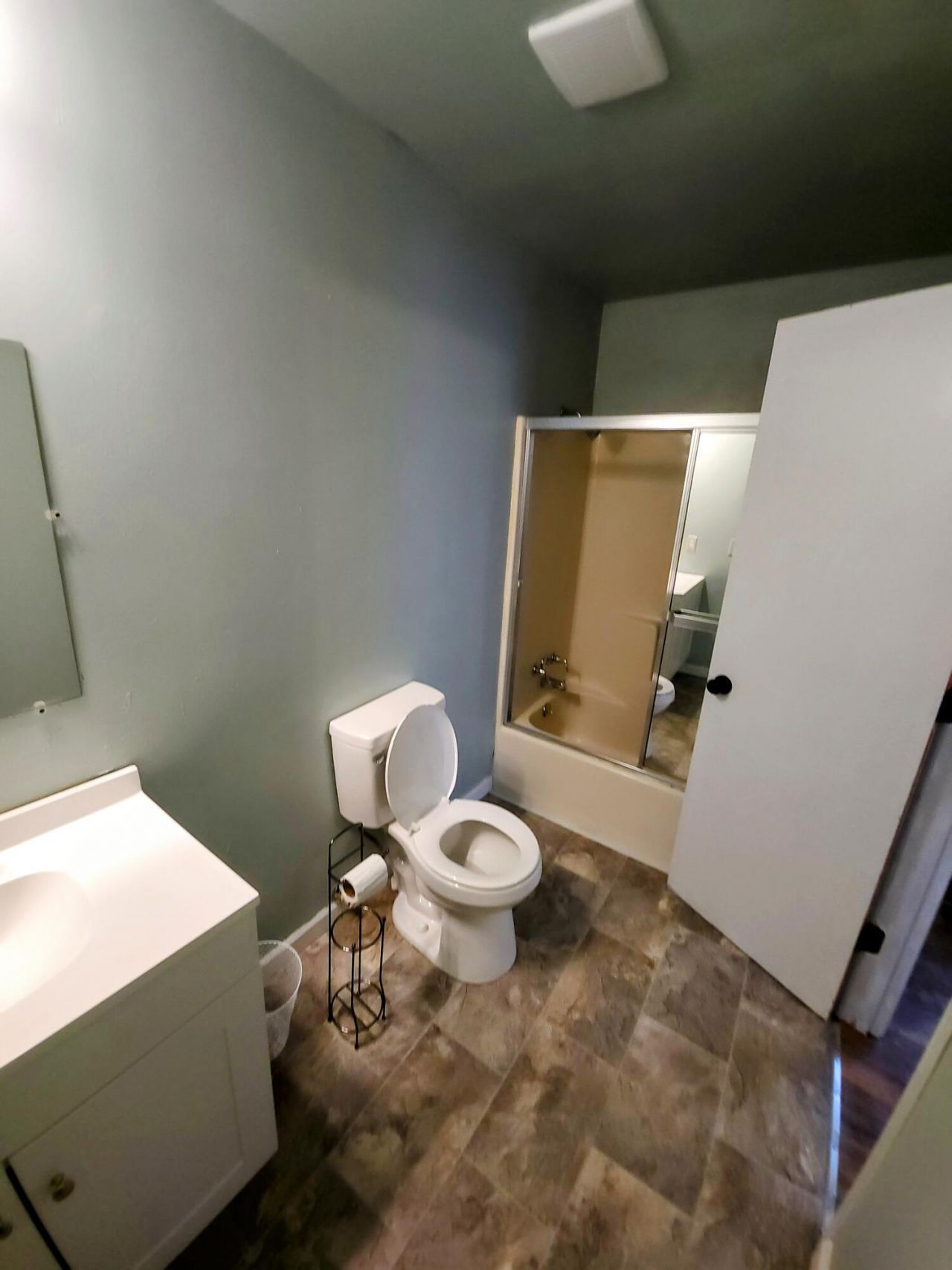 60 Sampson Road Photo 13