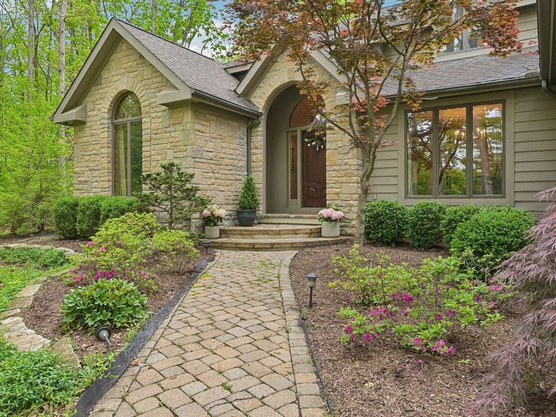 8080 Manitou Drive , Westerville, OH 43081 Photo 59