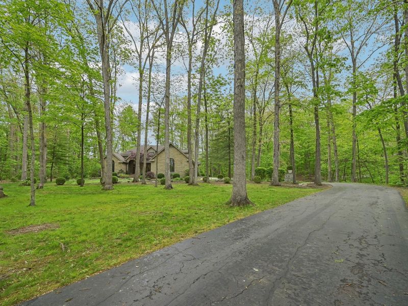 8080 Manitou Drive , Westerville, OH 43081 Photo 62