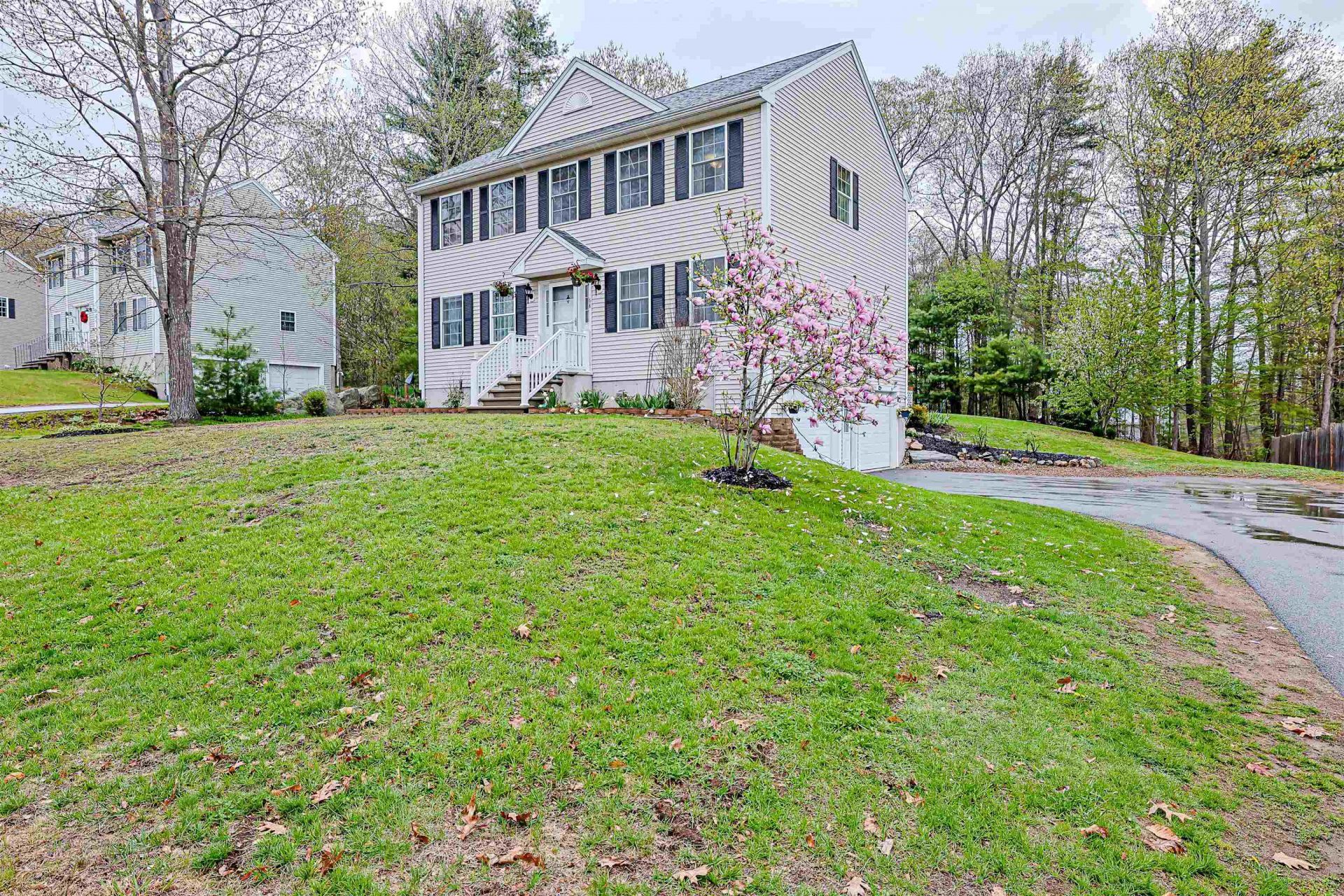 68 Waterford Drive, Sandown, NH 03873 Main Photo