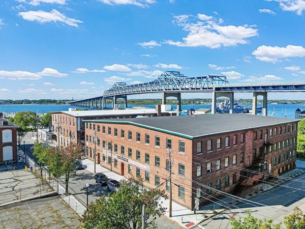 28 Anawan St., Fall River, MA 02721
