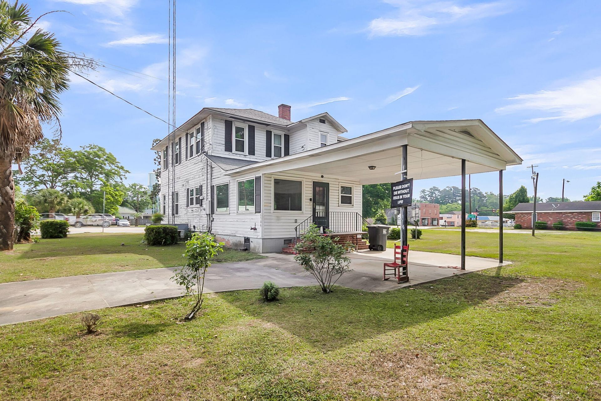 5539 Memorial Boulevard Photo 7