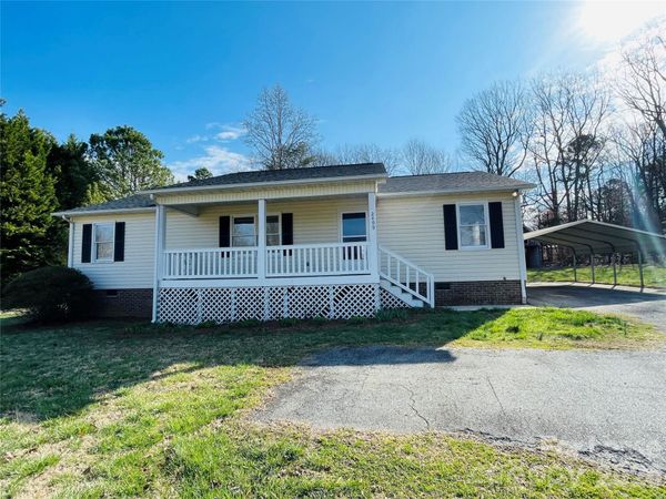 2499 Brookwood Road , Lincolnton, NC 28092