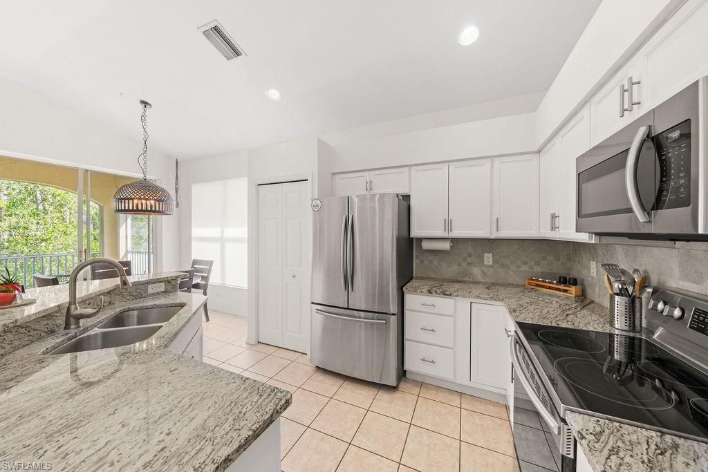 23039 Lone Oak Dr , Estero, FL 33928 Photo