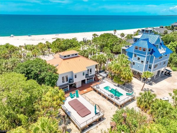 541 Gulf LN , Upper Captiva, FL 33924