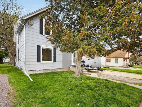 507 N Lincoln Avenue, Beaver Dam, WI 53916