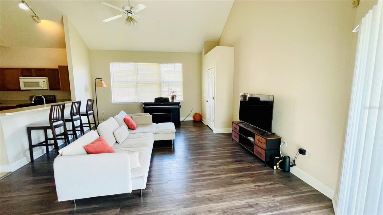 2469 Guiana Plum Drive, Orlando, FL 32828 Photo