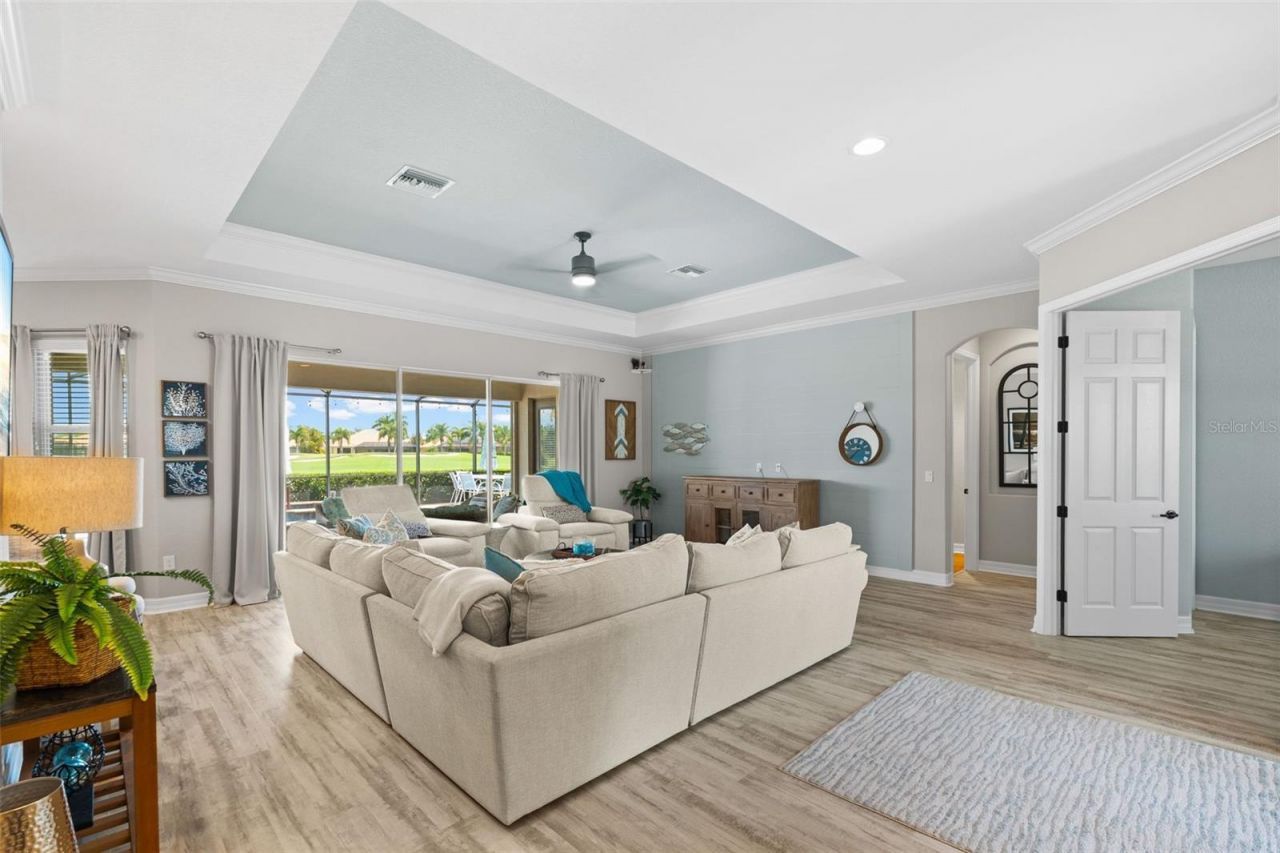 7913 Heritage Grand Place, Bradenton, FL 34212 Photo