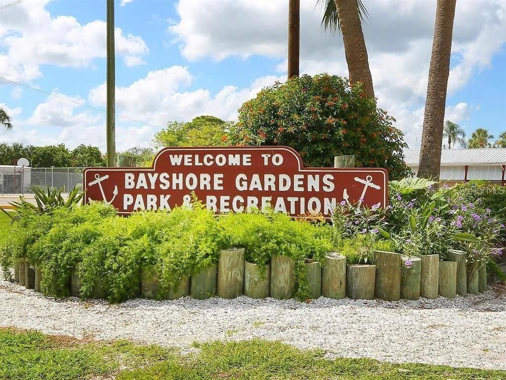 6439 Georgia Avenue, Bradenton, FL 34207 Photo