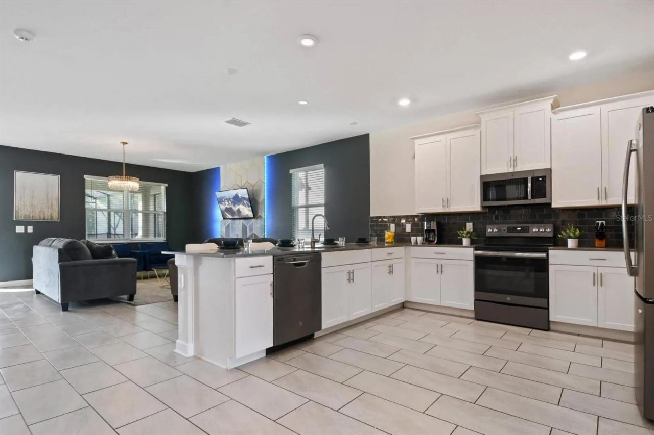 2721 Bookmark Drive, Kissimmee, FL 34746 Photo