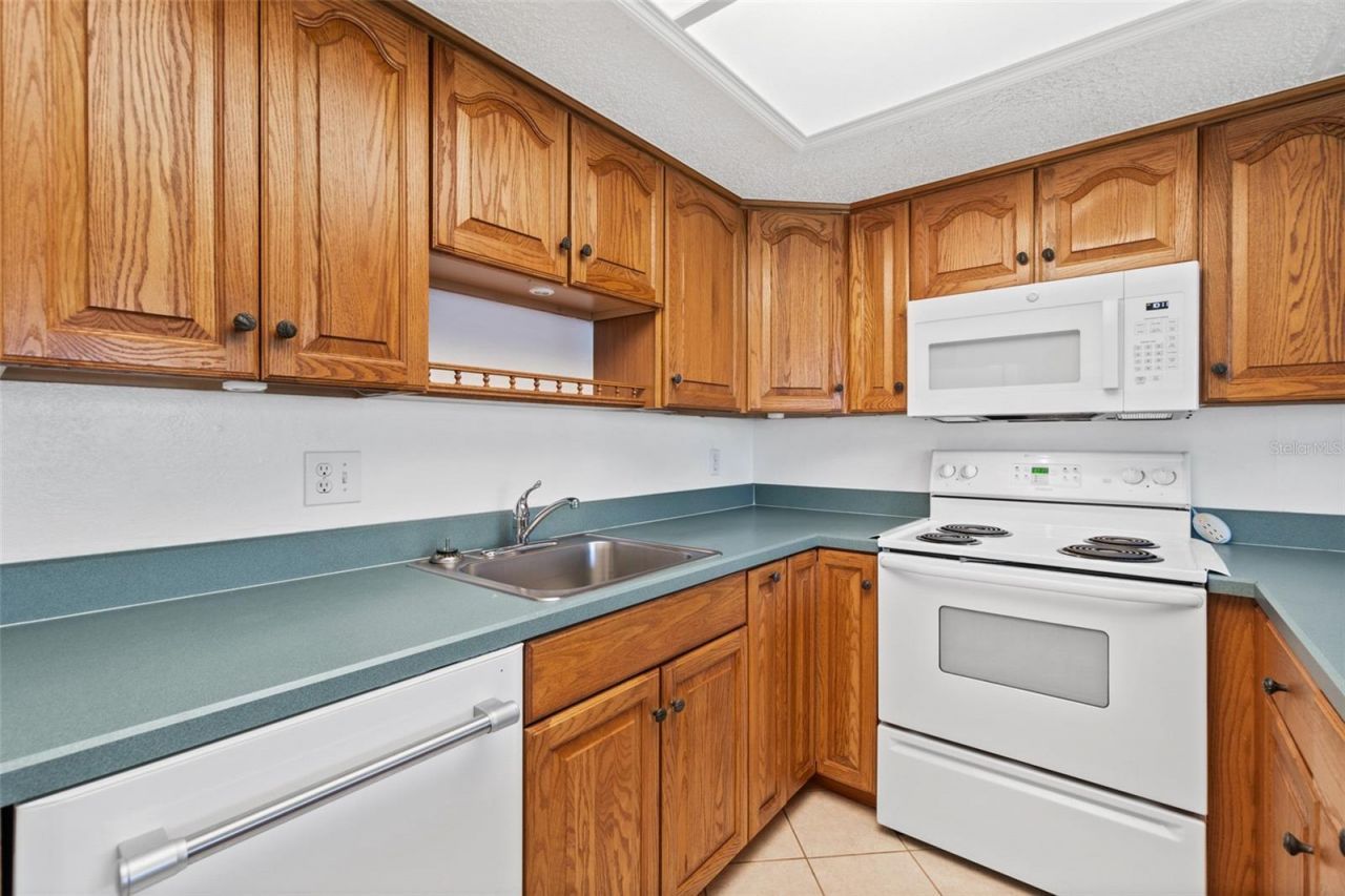 5801 N Atlantic Avenue, Unit 302, Cape Canaveral, FL 32920 Photo