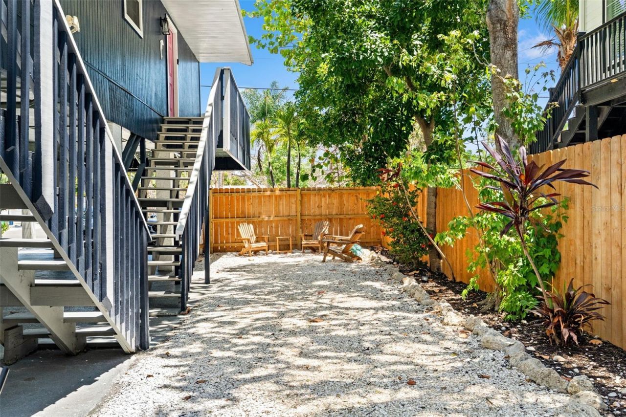 8106 Gulf Drive, Unit A&B, Holmes Beach, FL 34217 Photo