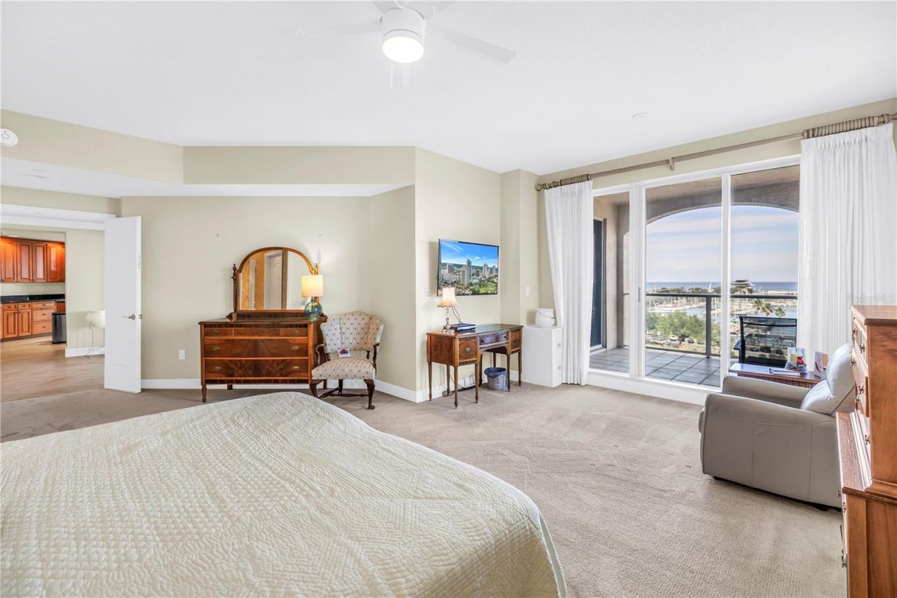 100 Beach Drive Ne, Unit 702, Saint Petersburg, FL 33701 Photo