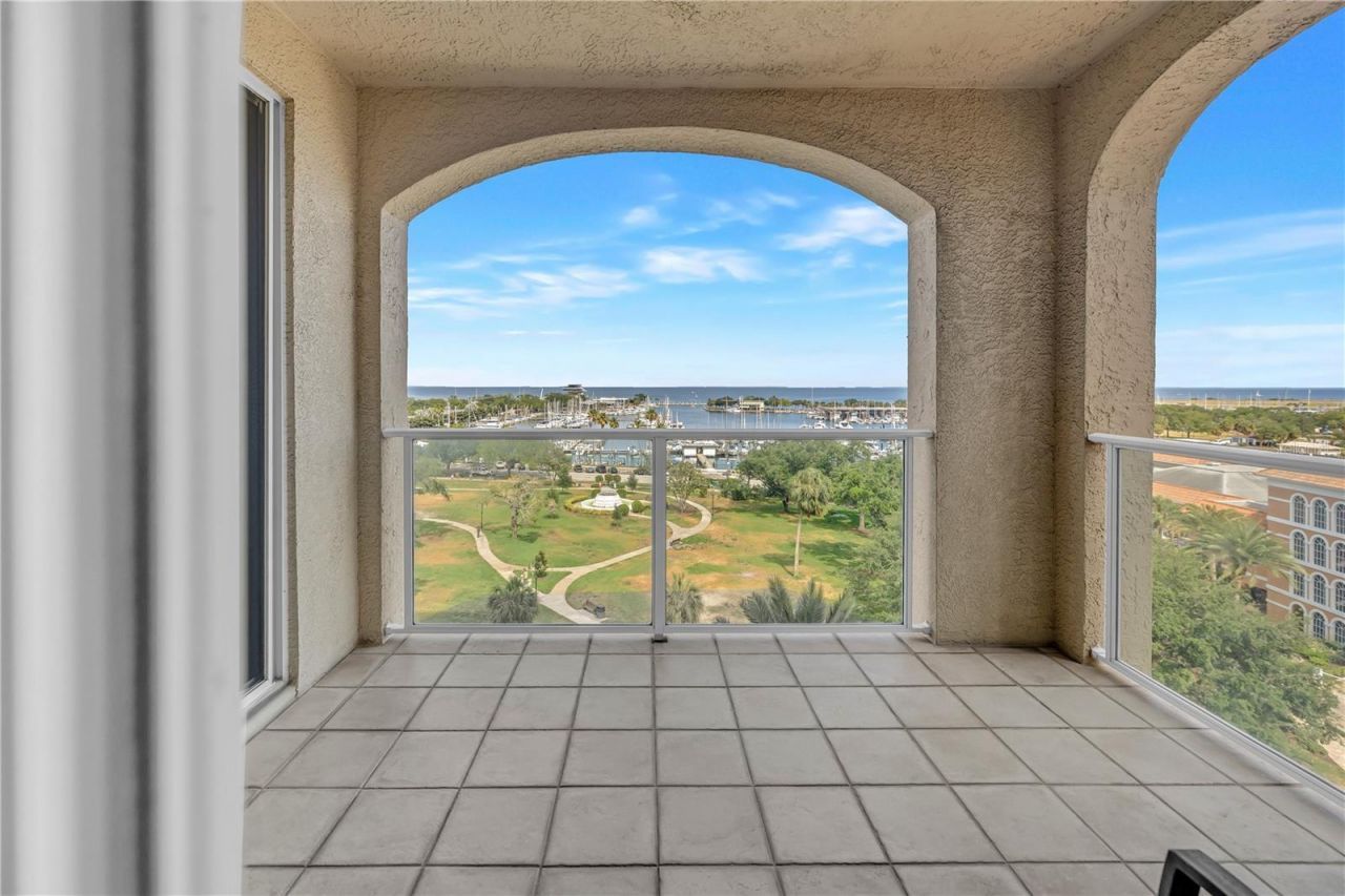 100 Beach Drive Ne, Unit 702, Saint Petersburg, FL 33701 Photo