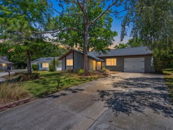 8804 LINCOLNSHIRE DRIVE, HUDSON, FL 34667