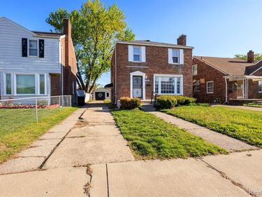 13821 Fairmount Drive, Detroit, Mi 48205