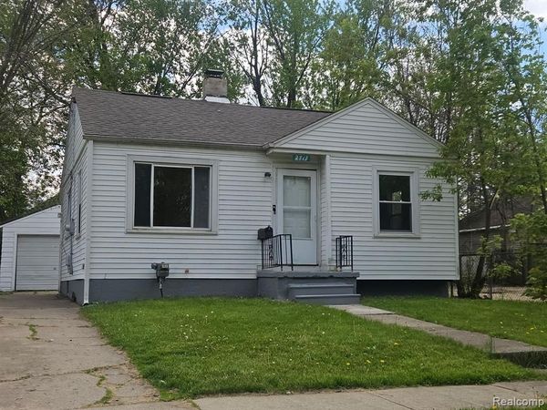 2717 Gibson Street , Flint, MI 48503