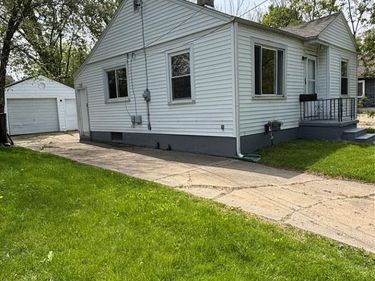 2717 Gibson Street, Flint, MI 48503