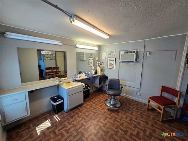 211 S 10th Street, Temple, TX 76501