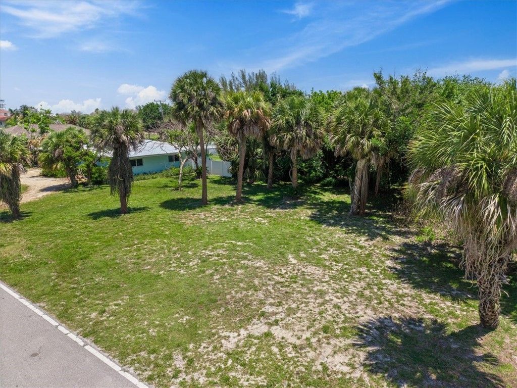 2310 Atlantic Beach Boulevard, Hutchinson Island, FL 34949 Photo