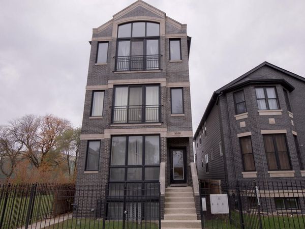 3938 S Wells Street , Unit 2, Chicago, IL 60609