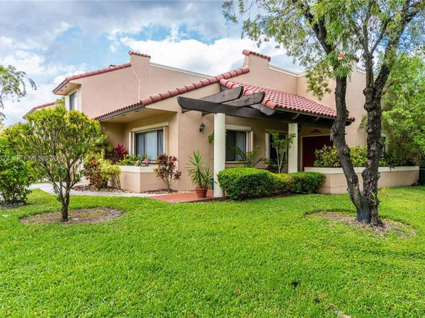 3761 Alcantara Ave , Unit A-79, Doral, FL 33178